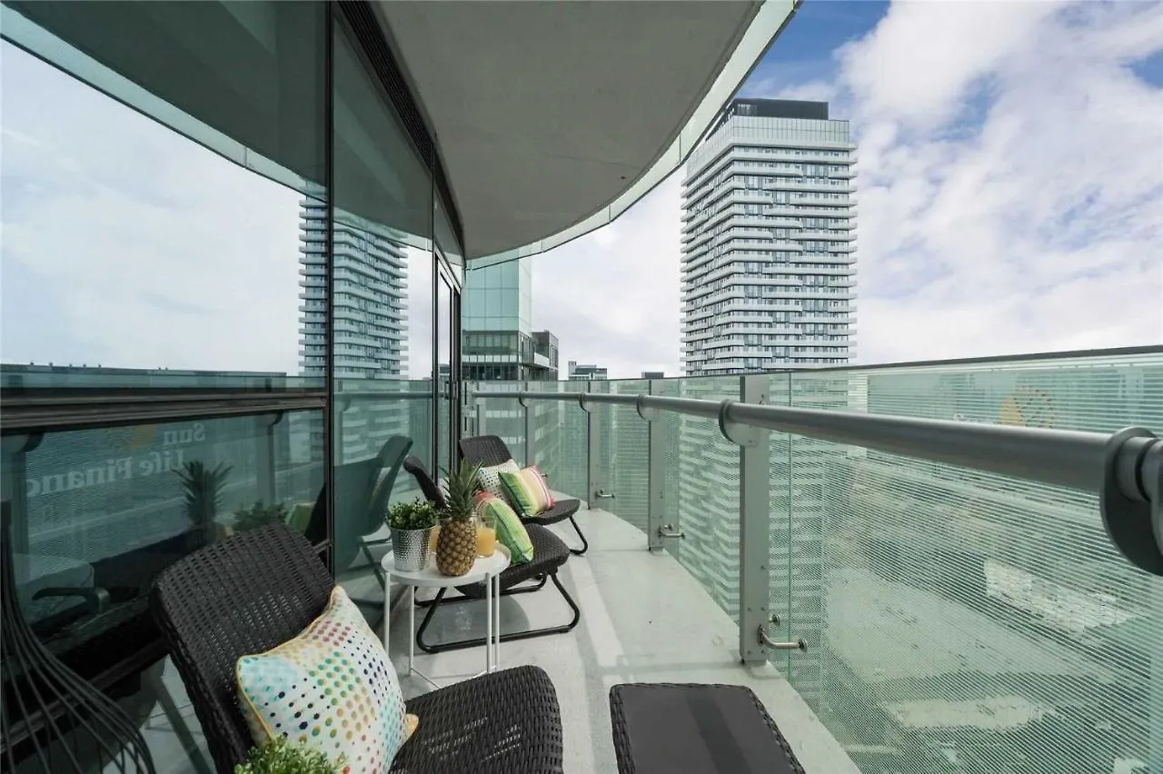 Comfort Opulence Suites And Residence Toronto 5*,  Canada