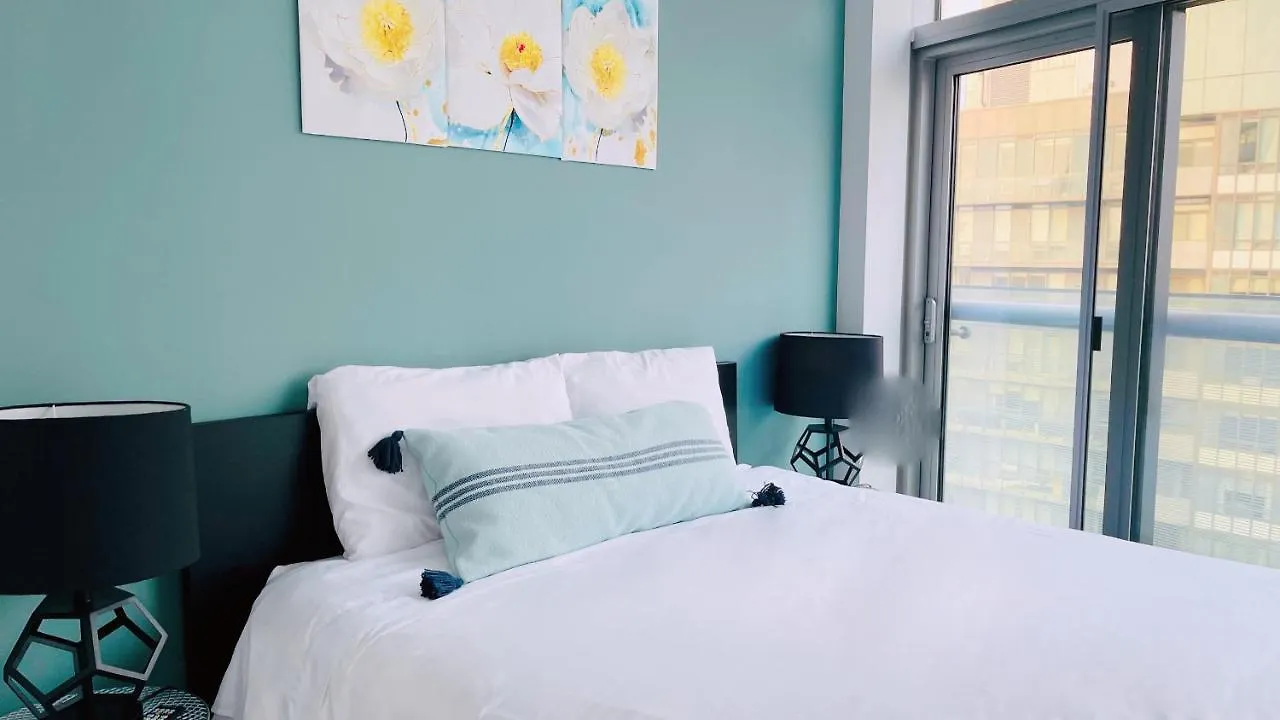 Hotel Comfort Opulence Suites And Residence Toronto