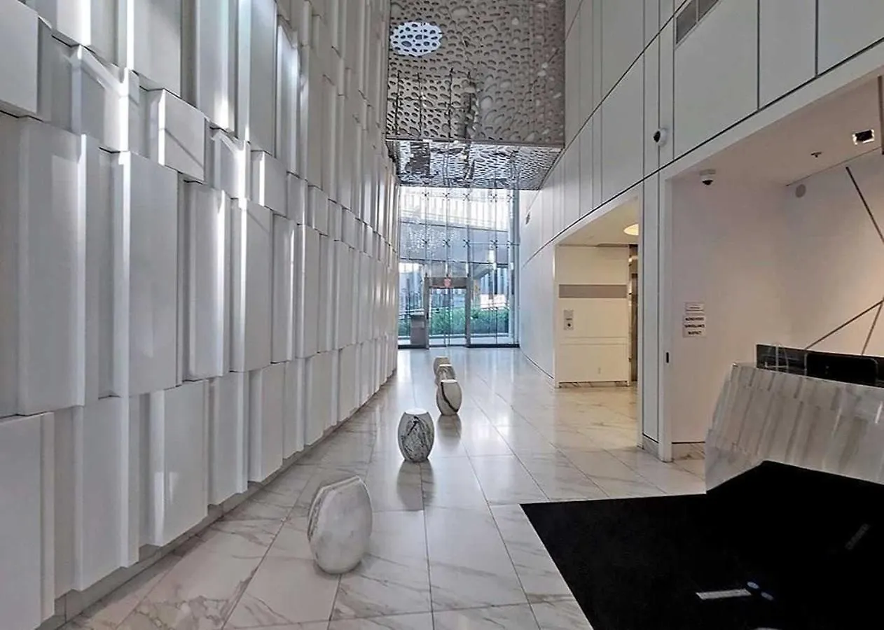 Hotel Comfort Opulence Suites And Residence Toronto