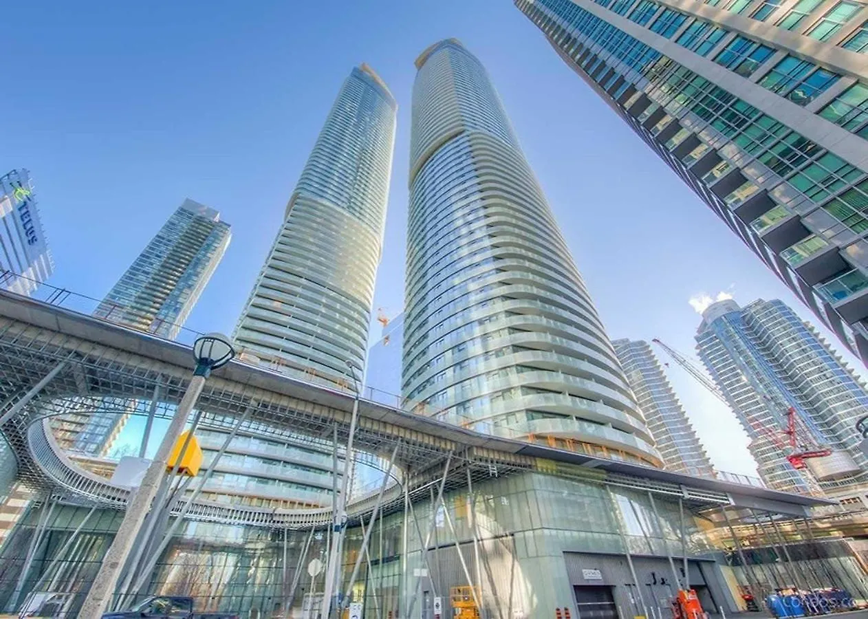 Comfort Opulence Suites And Residence Toronto Canada