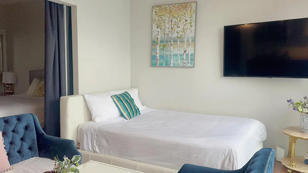 Comfort Opulence Suites And Residence Toronto