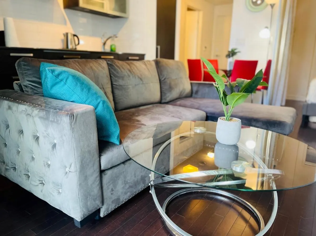 ***** Hotel Comfort Opulence Suites And Residence Toronto Canada