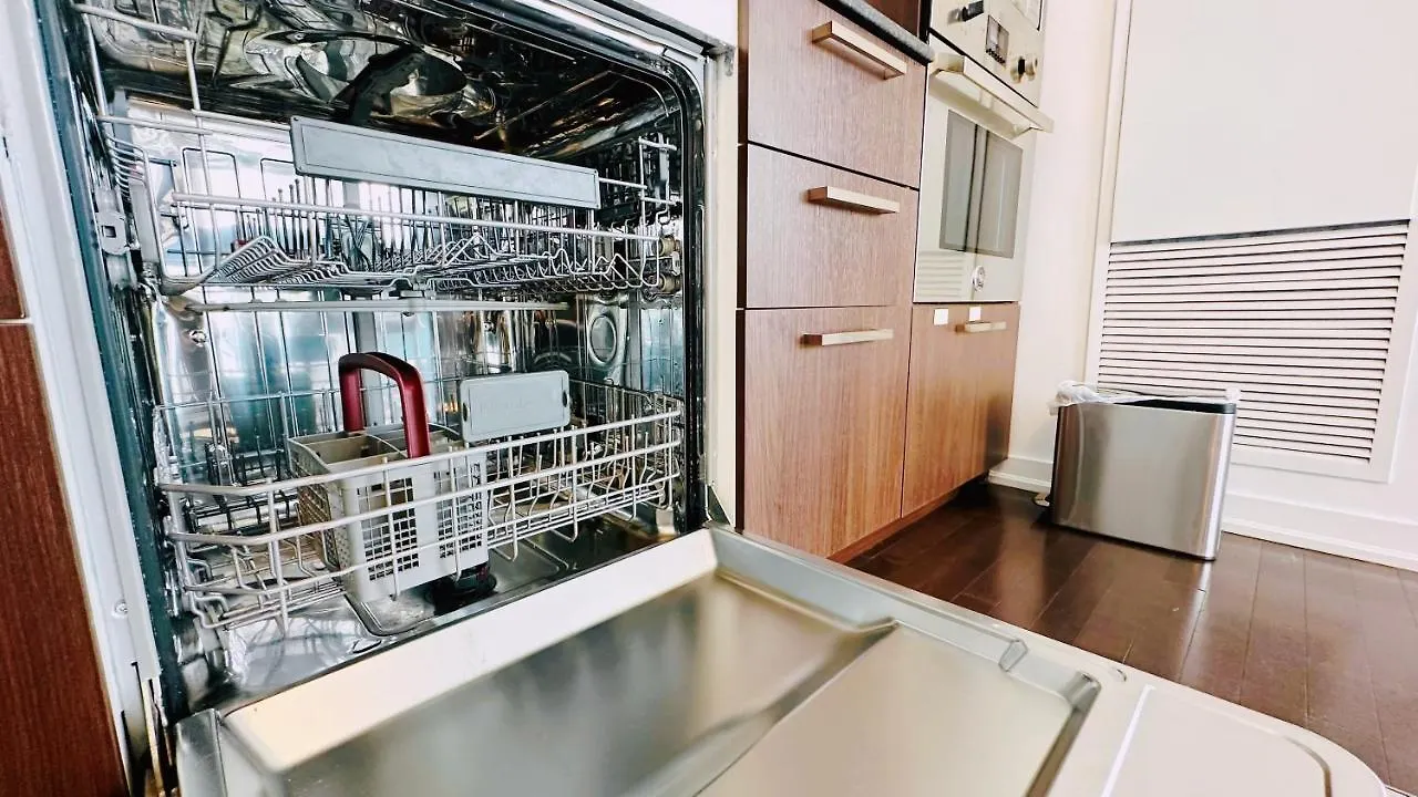 Comfort Opulence Suites And Residence Toronto